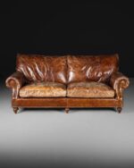 Balmoral Büyük Deri Kanepe