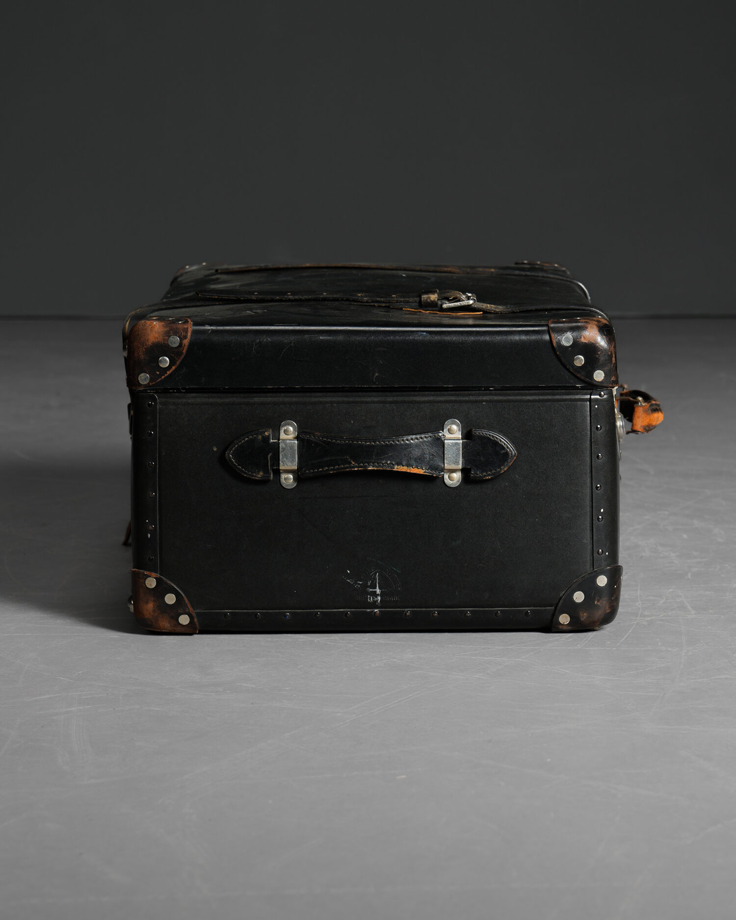 Siyah Valiz - Görsel 6