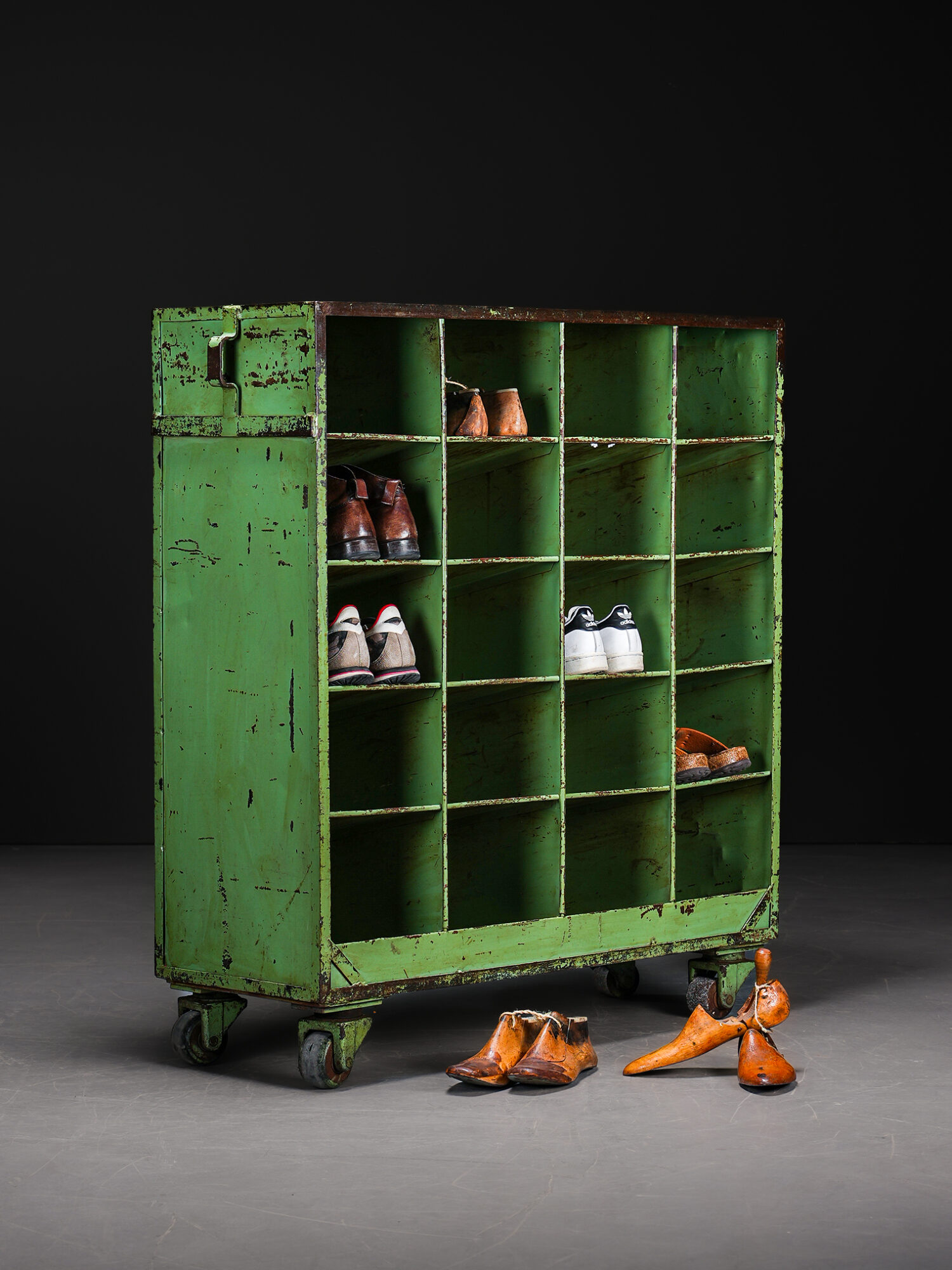 Pigeonhole endüstriyel ayakkabı dolabı, Almanya, 1950'ler - Görsel 2