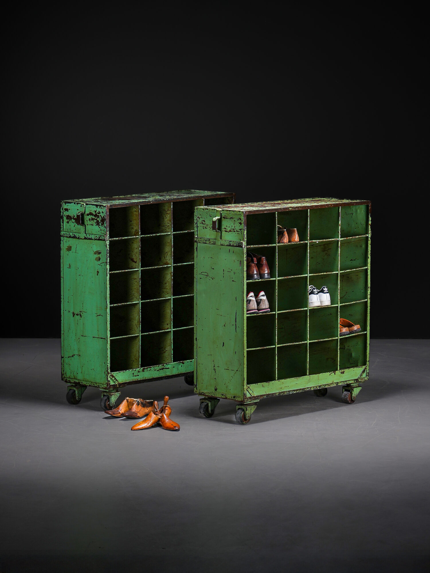 Pigeonhole endüstriyel ayakkabı dolabı, Almanya, 1950'ler - Görsel 1