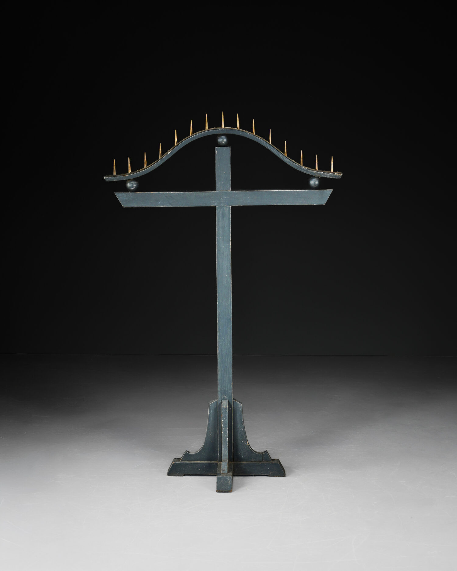 "Chandelier des Ténèbres" - Tenebrea Üçgen Mumluk - Görsel 1