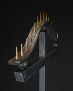 "Chandelier des Ténèbres" - Tenebrea Üçgen Mumluk - Kod 4299