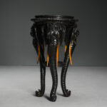 Fil Motifli Anglo-Indian Siyah Lake Sehpa