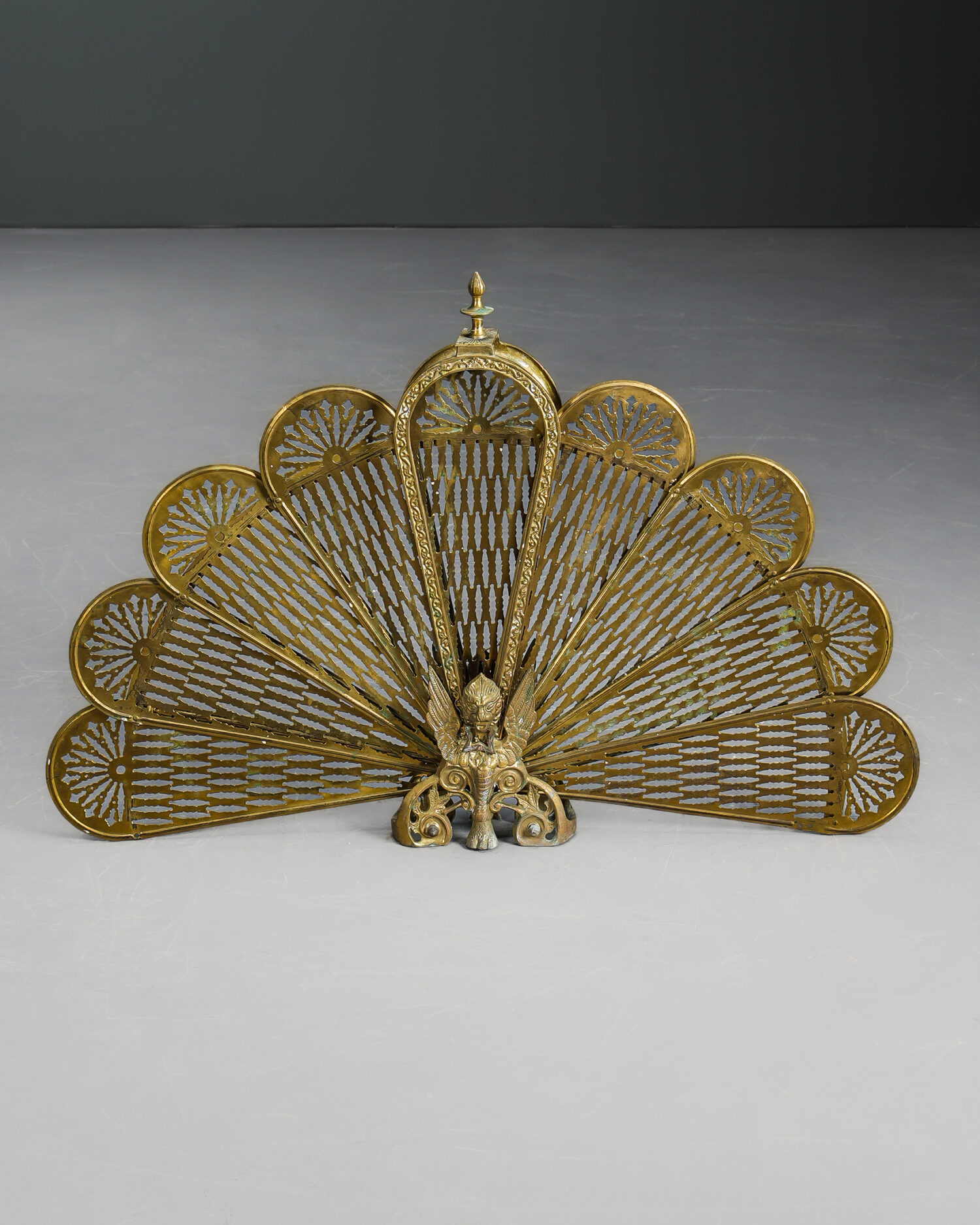 Pirinç Şömine Perdesi - Görsel 3