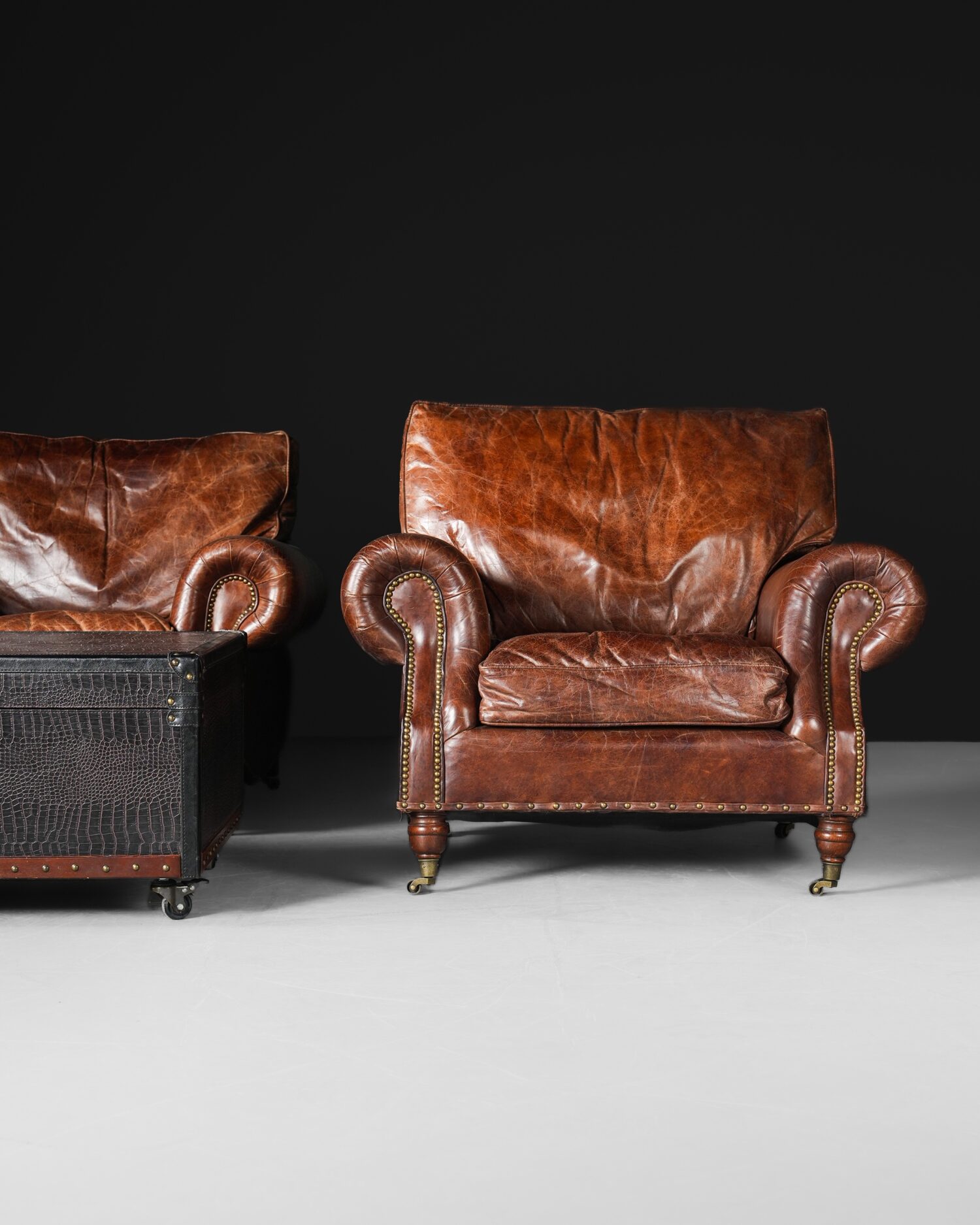 Balmoral Geniş Deri Koltuklar - Çift - Görsel 1