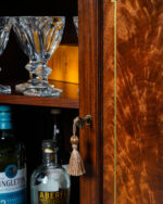 Theodore Alexander Bar Cabinet - Kod 4171