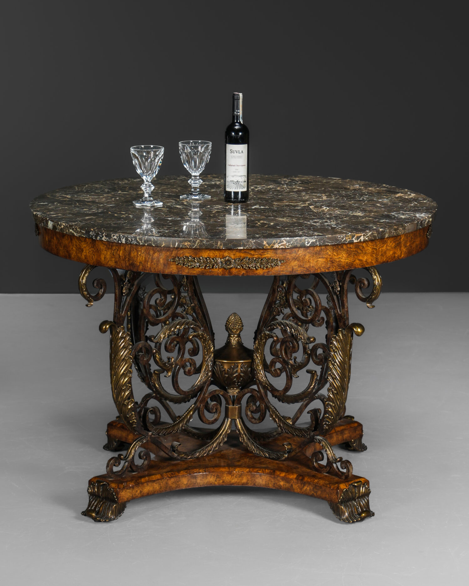 Maitland-Smith Center Table - Görsel 3