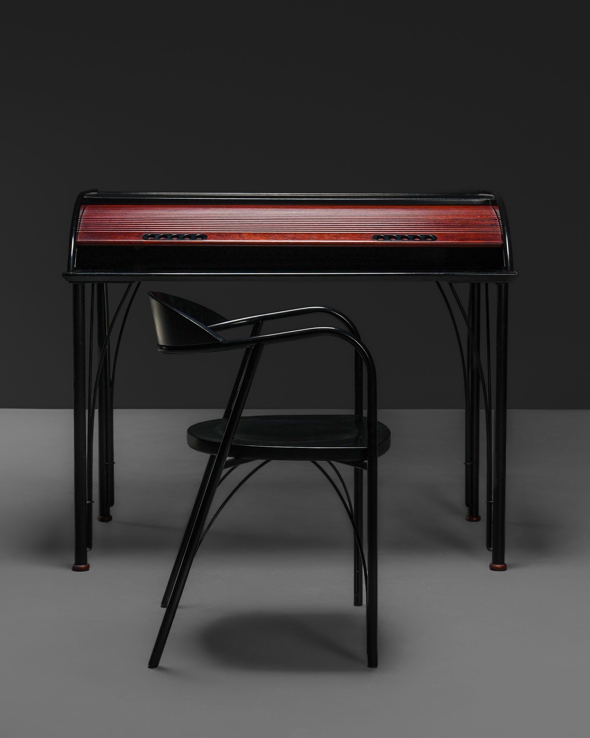 Ligne Roset Sekreter Masa ve Koltuk