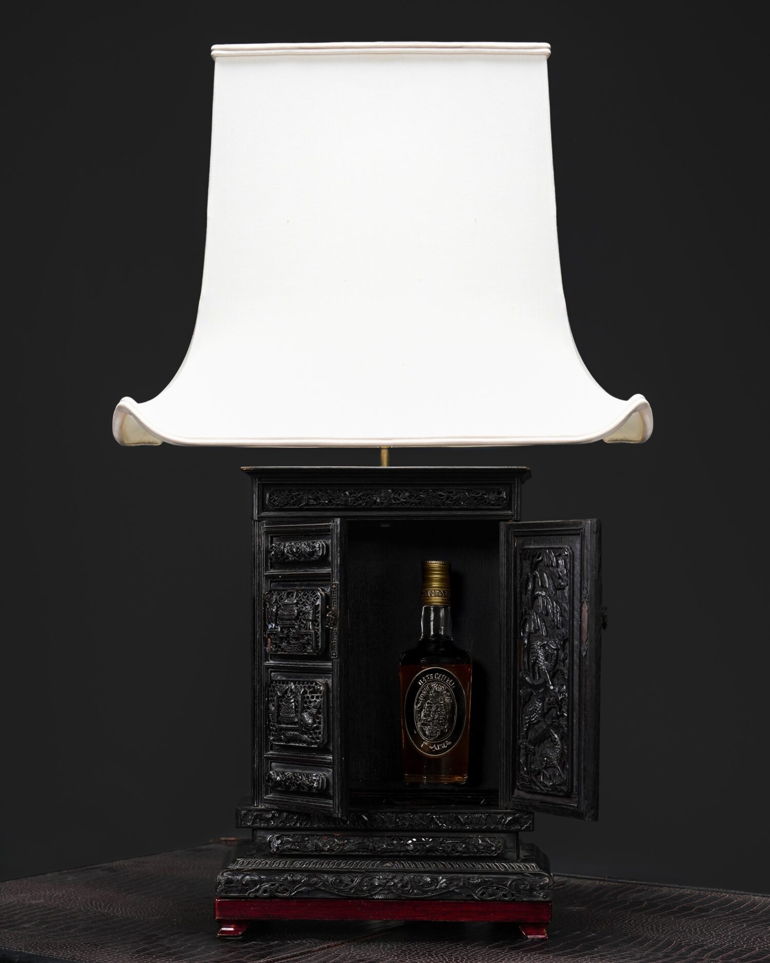 Çin Dolaplı Masa Lambası, 1900'ler. - Görsel 2