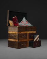 Timothy Oulton Stonyhurst Sandıklı Şifonyer