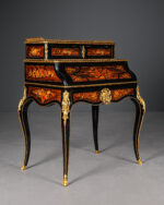 Marküterili Sekreter