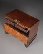 Bronz Aplikeli Kore Dolabı - Görsel 5