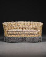 Love Seat – Klasik Döşemeli İki Kişilik Kanepe