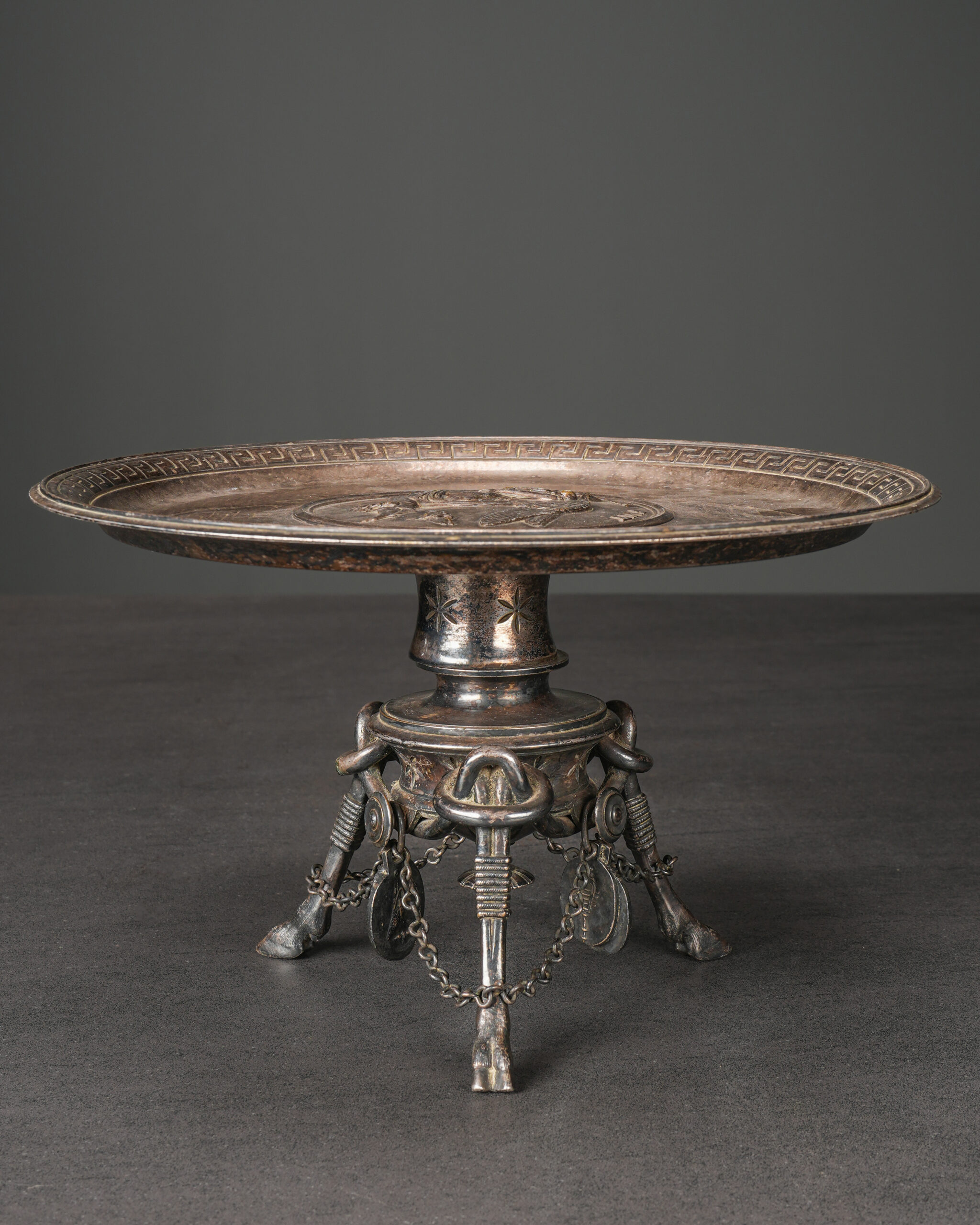 "Et Roma Fvit" Kabartmalı Neoklasik Pirinç Tabak