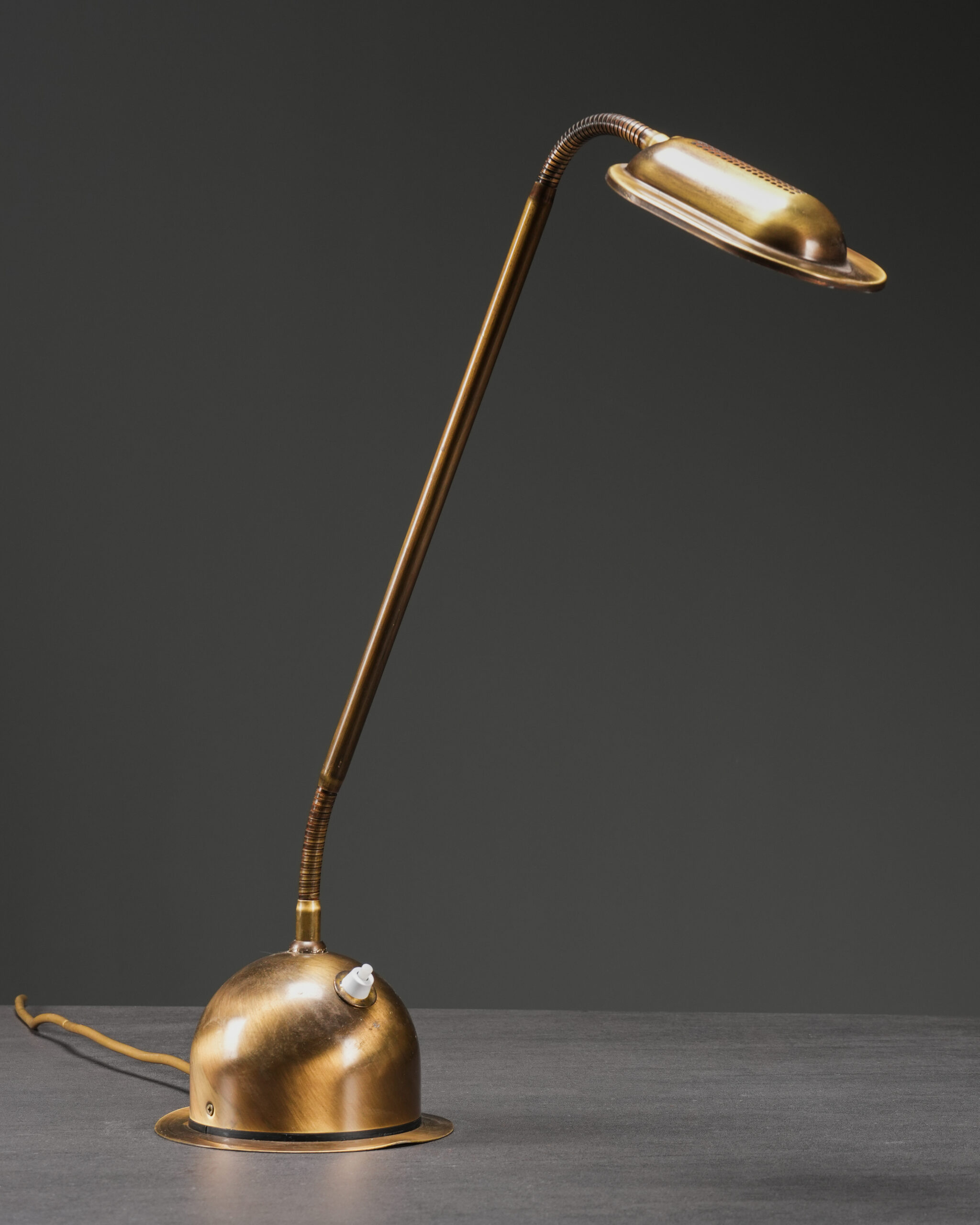 Vintage Pirinç Masa Lambası