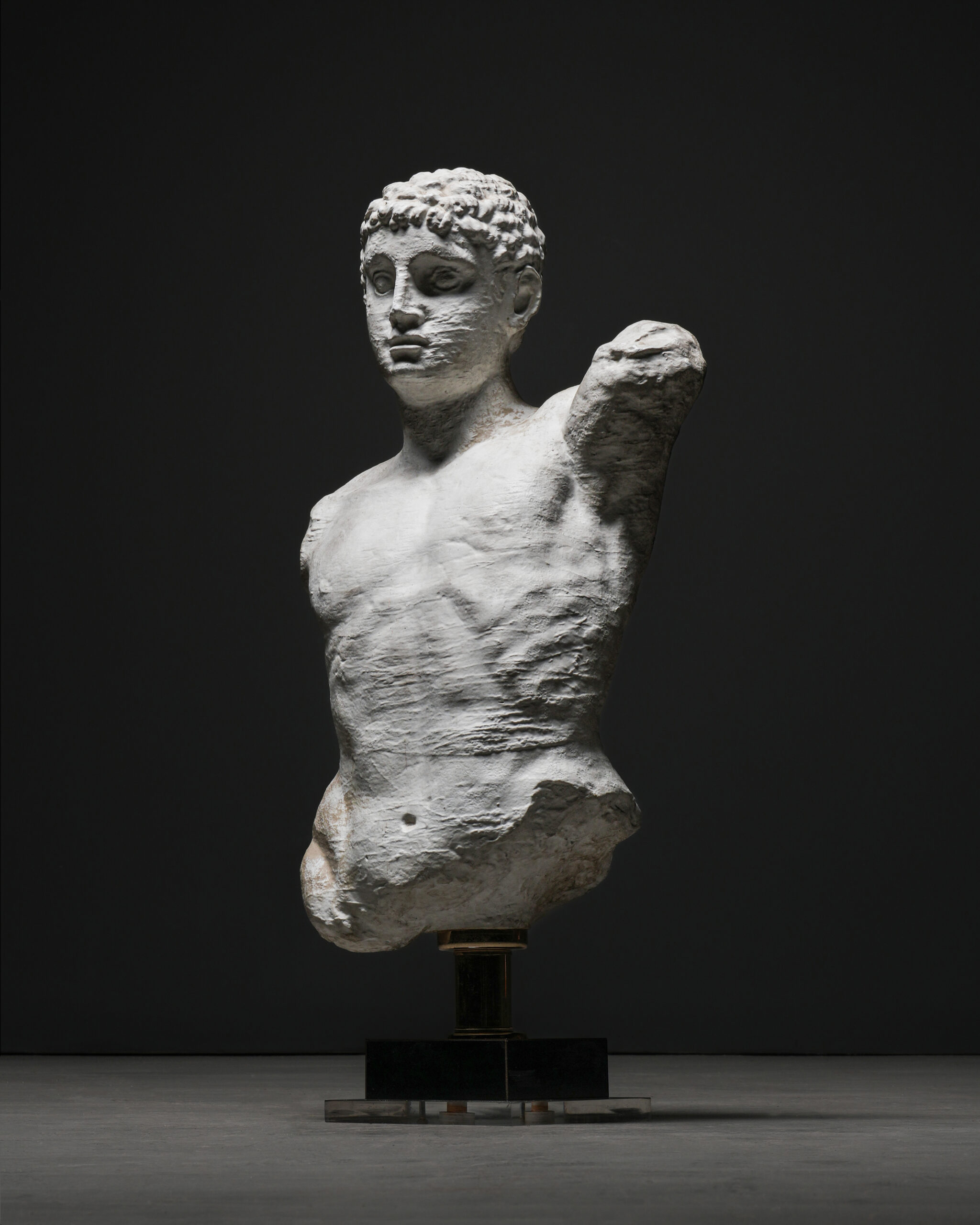 4555_1 Antik Stil Erkek Torso Heykeli – Alçı Döküm, Fransa, 20. Yüzyıl - Görsel 1