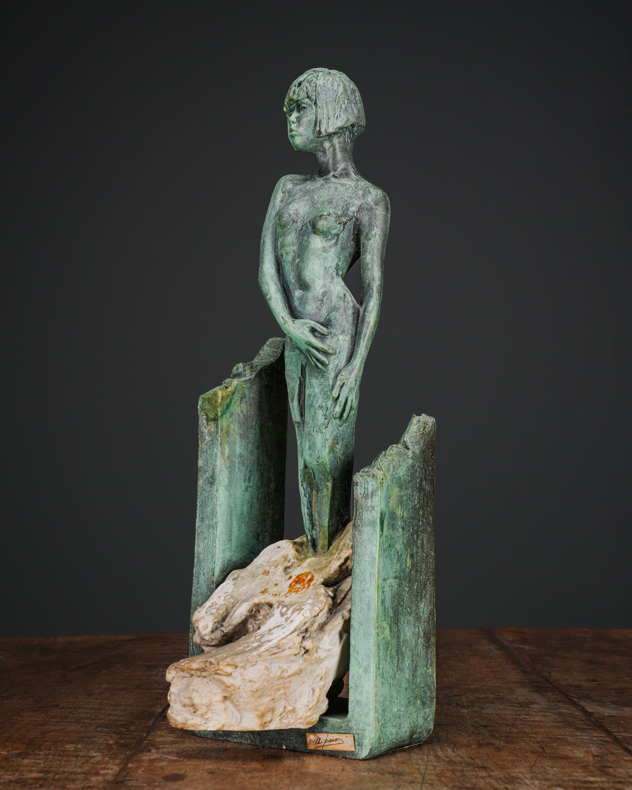 A. Paiz İmzalı Modern Kadın Heykeli - İspanya