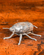 Dökme Demir Böcek Şeklinde Kibrit Kutusu / Küllük