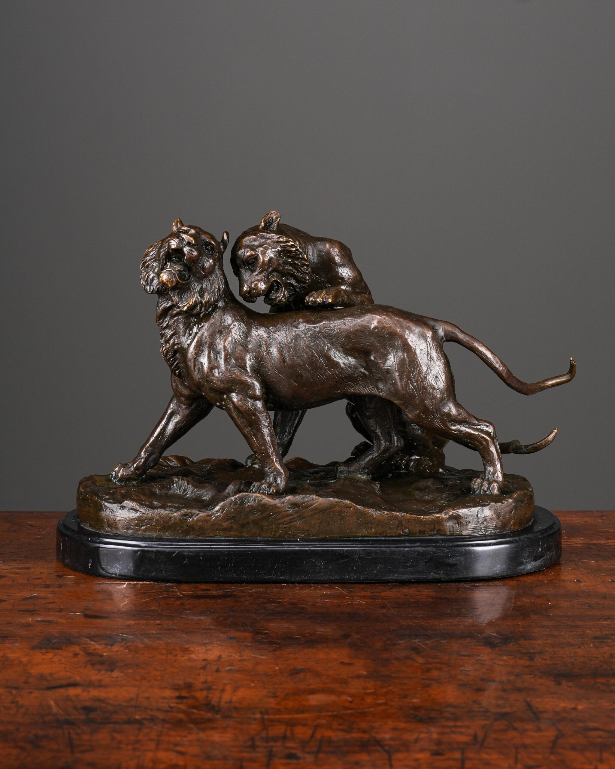 Bronz Çift Aslan Heykeli