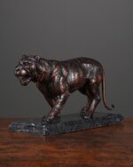 Bronz Kaplan Heykeli