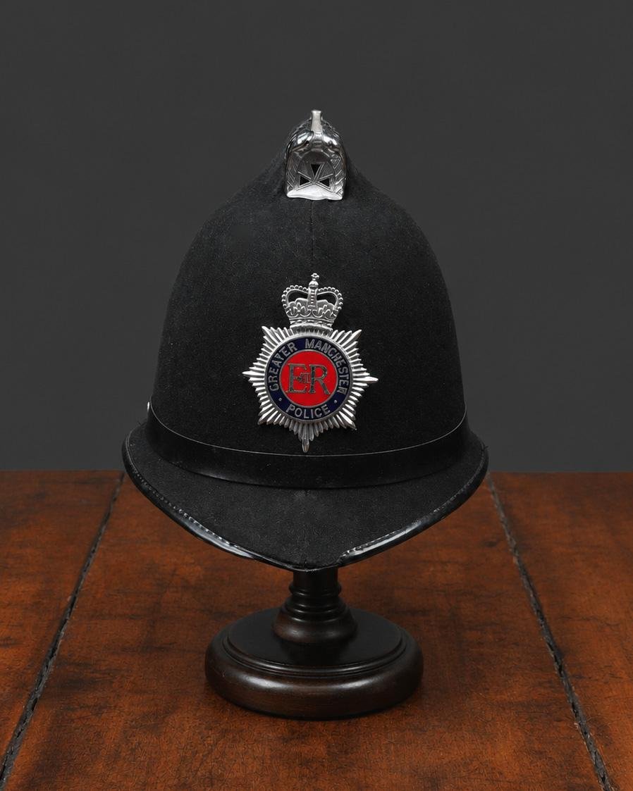 Birleşik Krallık Polis Kaskı - Kraliçe II. Elizabeth Dönemi