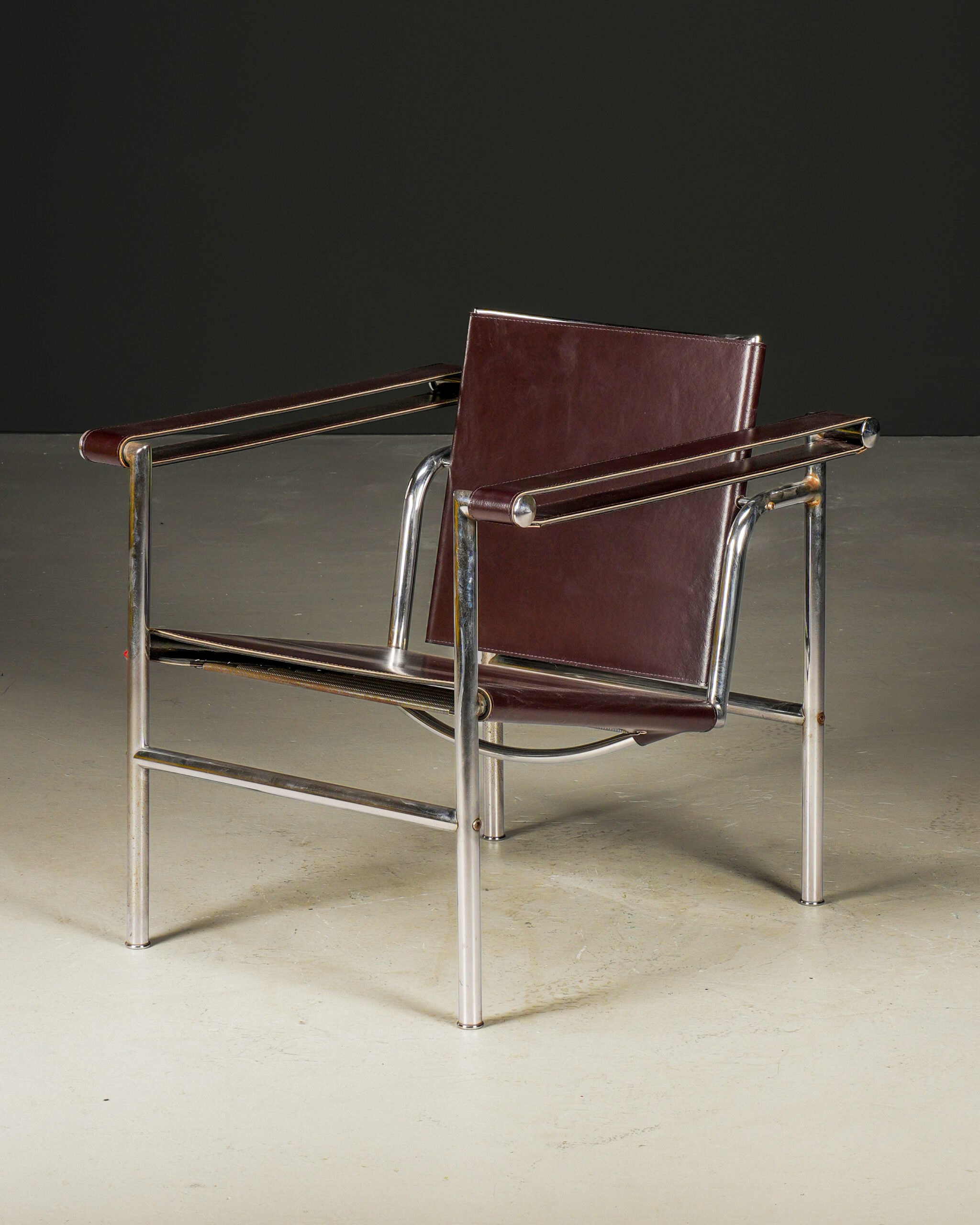 LC1 Chair
